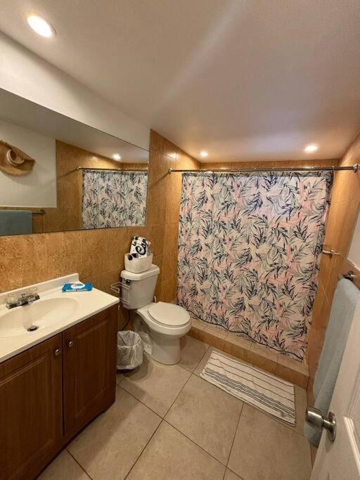 Quiet & Centrally Located House - Private Parking, Laundry And Storage For Luggage Miami Esterno foto