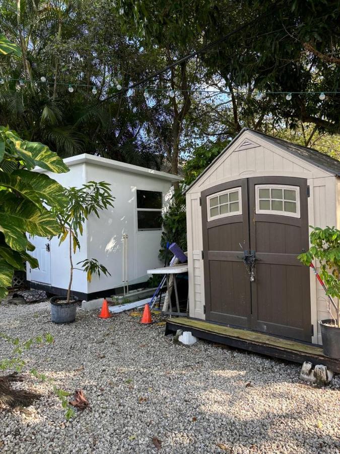 Quiet & Centrally Located House - Private Parking, Laundry And Storage For Luggage Miami Esterno foto